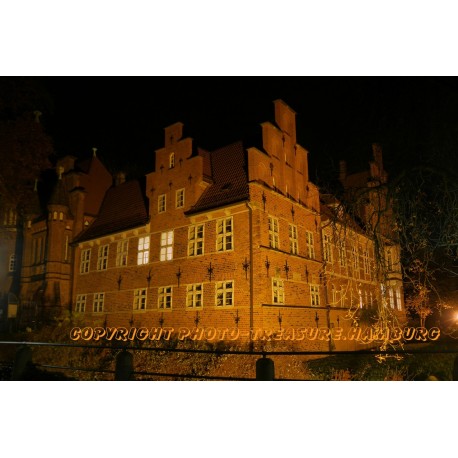 Wasserschloß am Abend.