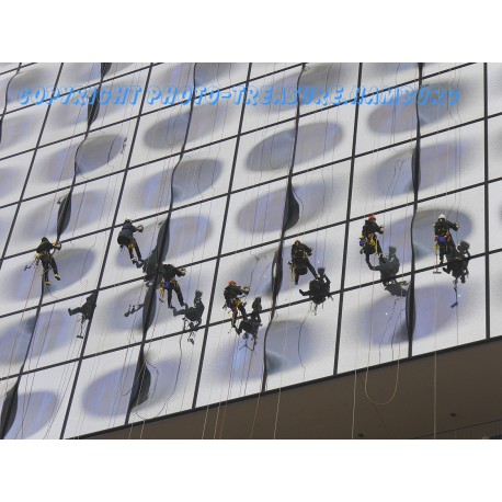 Fensterreinigung an der Elbphilharmonie 1.