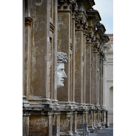 Blick in den Innenhof der Vatikanischen Museen, Rom.