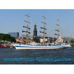 Segelschulschiff "MIR".