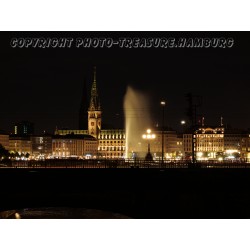 Nächtliche Stadtansicht.