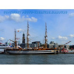 Traditionsschiff AMERIGO VESPUCCI".