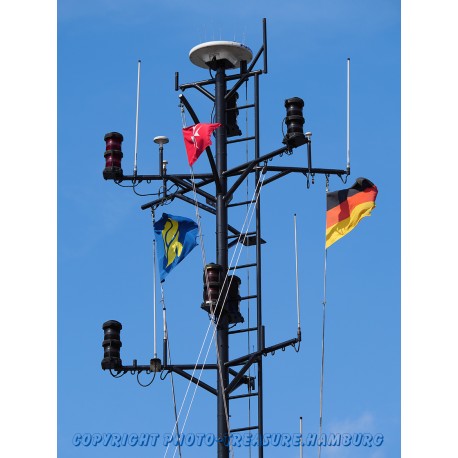 Signalmast mit Positionslampen.