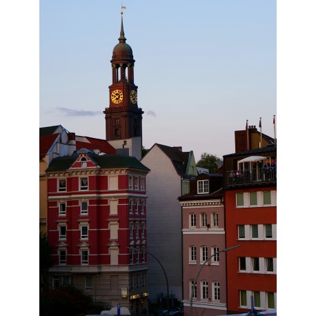 Im alten Stadtviertel der St. Michaeliskirche.
