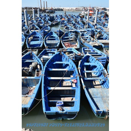Fischerboote im Hafen von Essaouira.