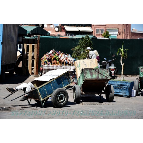 Auf dem "Djemaa el Fna" in Marrakesch.
