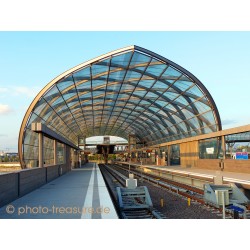 Hoch-, U-Bahnstation "Elbbrücken" in Hamburg.